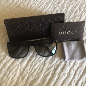 Authentic Mens Gucci Sunglasses